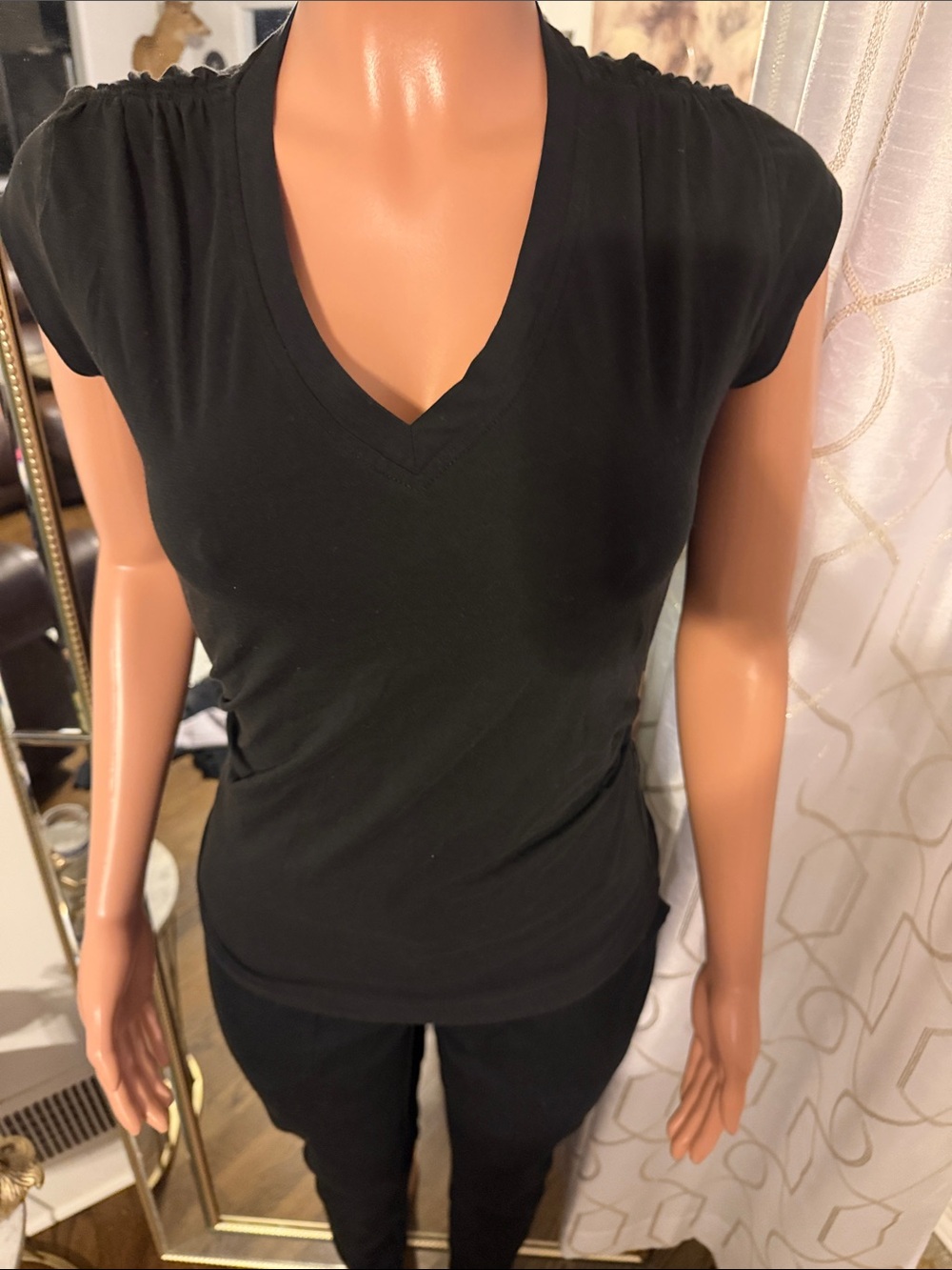 Athleta Black V-Neck Short Sleeve Tee